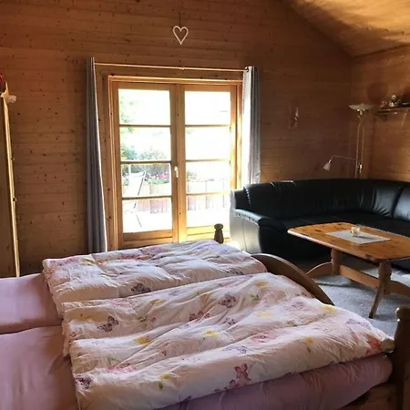 - Vacation In The Block House 4 Pers Vakantiehuis *